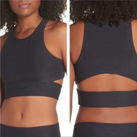 Outdoor Voices Other - Outdoor Voices Women's  Slashback Crop Top Sports Bra Size Medium